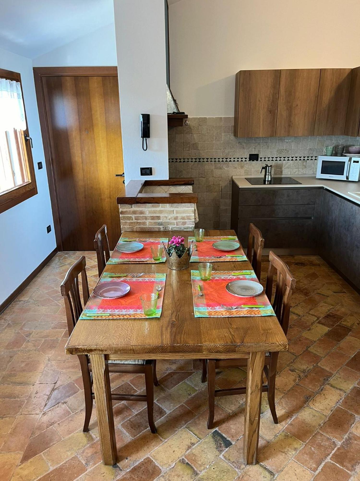 Casa Vacanze Pierangela Susegana Esterno foto